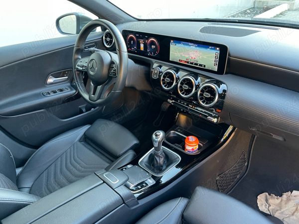 Utilizat 2019 Mercedes A180 Hatchback | 15.700 EUR (Preț bun) - Imagine 1/4