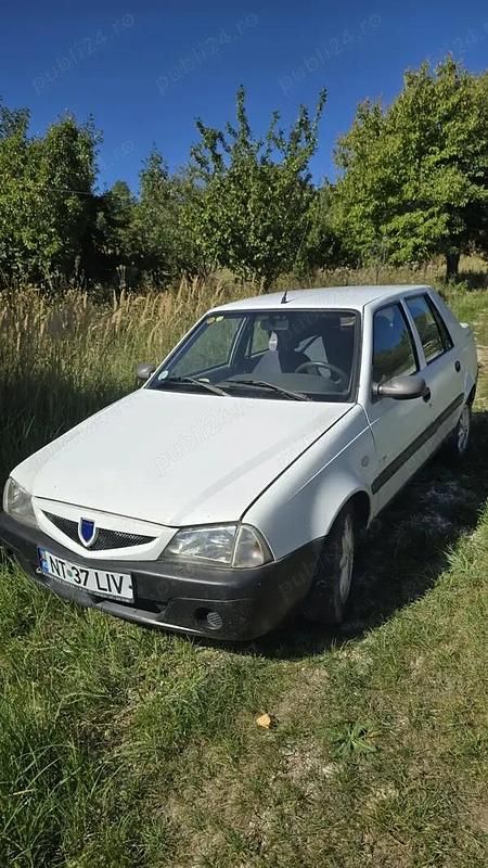 Utilizat 2004 Dacia Solenza Hatchback | 900 EUR (Preț OK) - Imagine 1/4