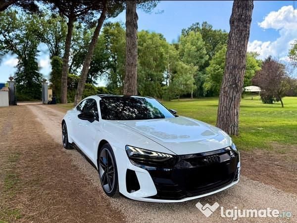 Culoarealb Utilizat 2021 Audi RS e-tron GT Sport Berlinǎ | 60.000 EUR - Imagine 1/4