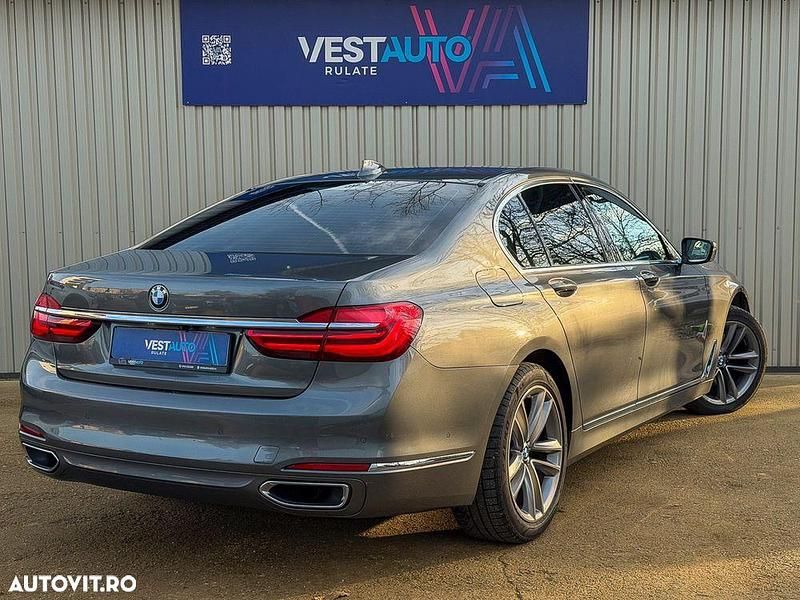 Second-hand BMW 740 320 CP (235 kW) 2016 Culoaregri Berlinǎ