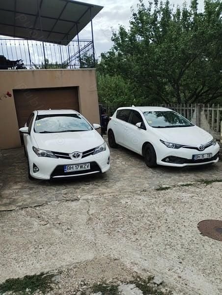 Second-hand Toyota Auris 90 CP (66 kW) 2013 Hatchback