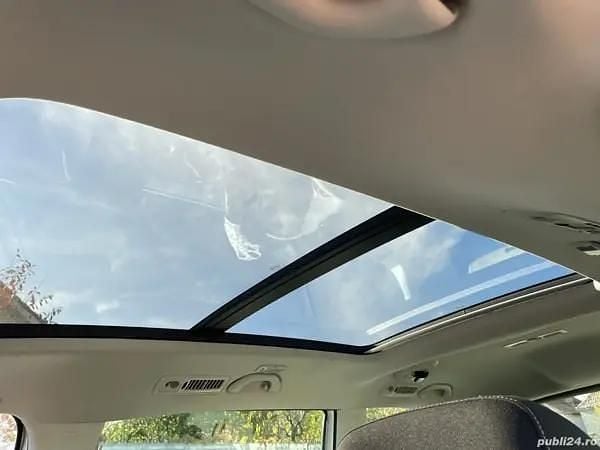 Second-hand VW Sharan 150 CP (110 kW) 2017 Monovolum