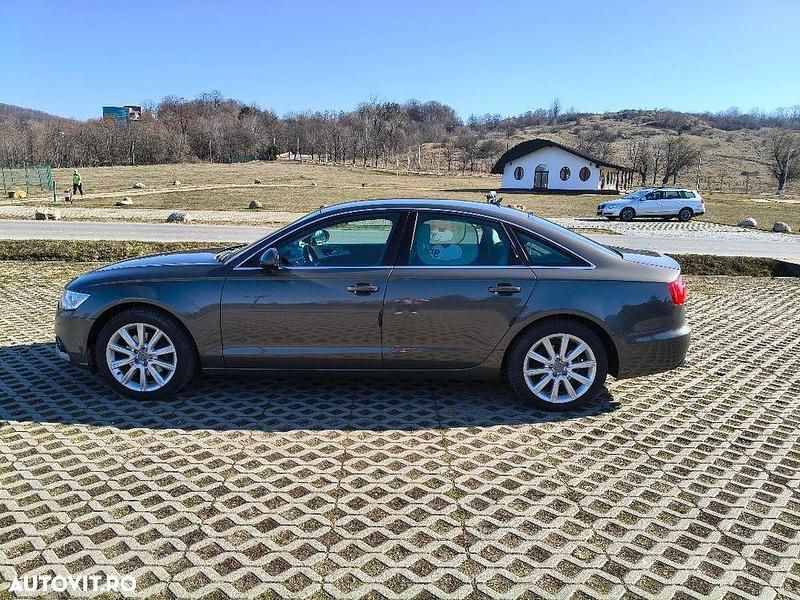 Second-hand Audi A6 177 CP (130 kW) 2012 Culoaremaro Berlinǎ