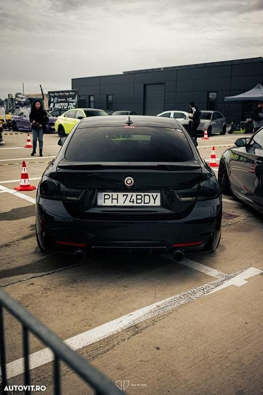 Second-hand BMW 430 Sport Line 258 CP (189 kW) 2017 Culoarealbastru Coupe