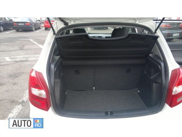 Second-hand Skoda Fabia 70 CP (51 kW) 2013 Alb Hatchback