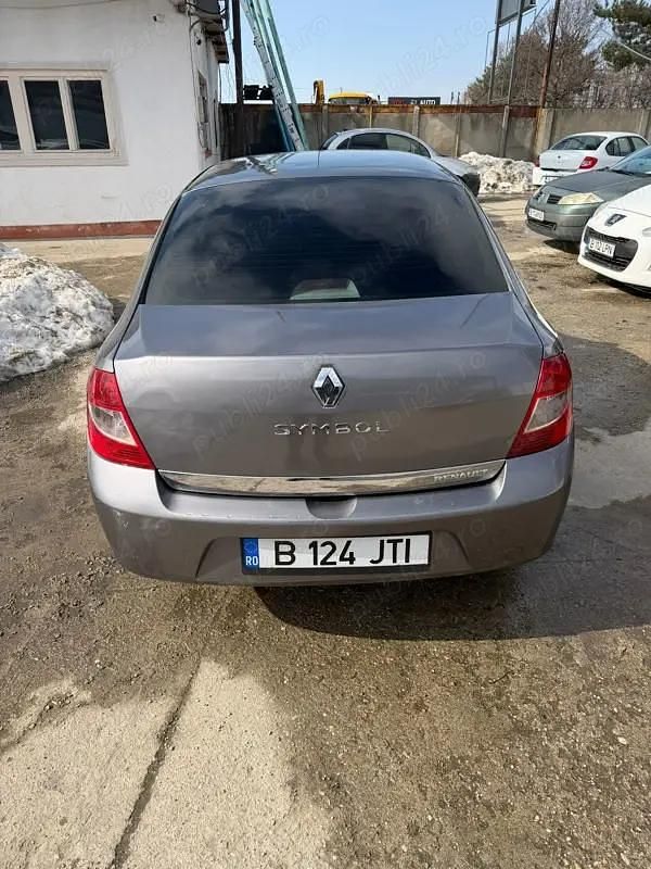 Second-hand Renault Symbol II 75 CP (55 kW) 2011 Berlinǎ