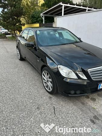 Utilizat 2010 Mercedes E200 | 13.000 EUR - Imagine 1/4