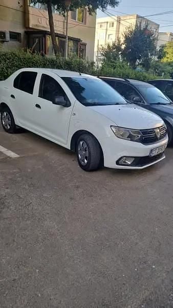 Second-hand Dacia Logan 75 CP (55 kW) 2018 Berlinǎ