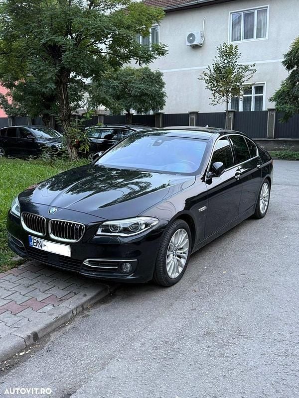 Culoarenegru Utilizat 2015 BMW 535 Luxury Line Berlinǎ | 22.900 EUR (Preț OK) - Imagine 1/4