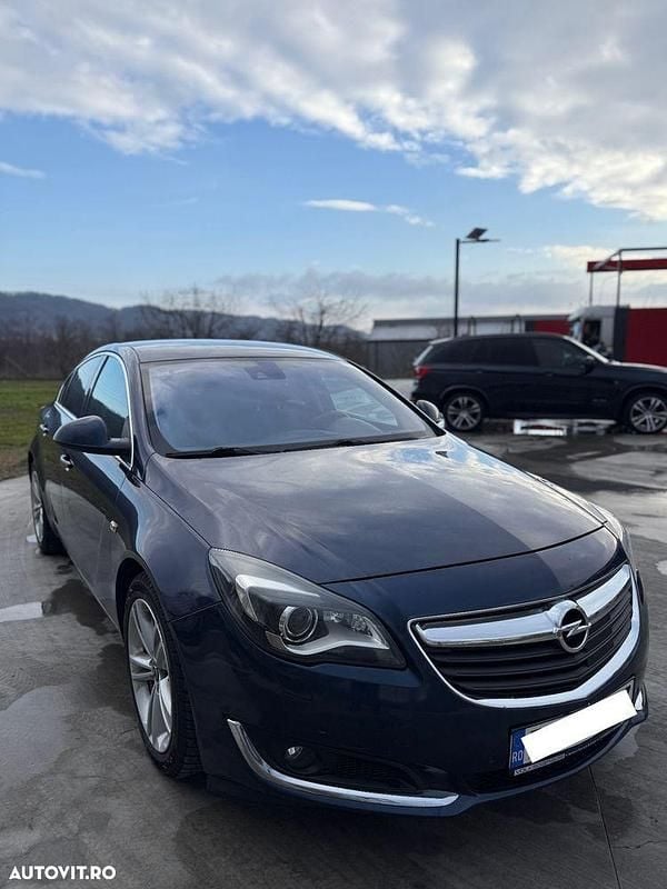 Culoarealbastru Utilizat 2014 Opel Insignia Cosmo Berlinǎ | 7.400 EUR (Puțin scump) - Imagine 1/4