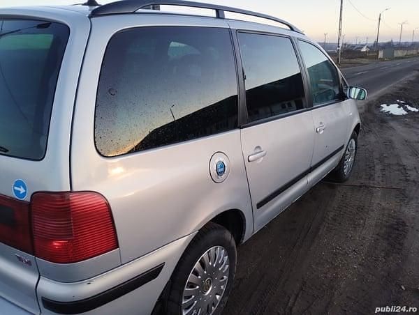 Second-hand VW Sharan 115 CP (84 kW) 2003 Monovolum
