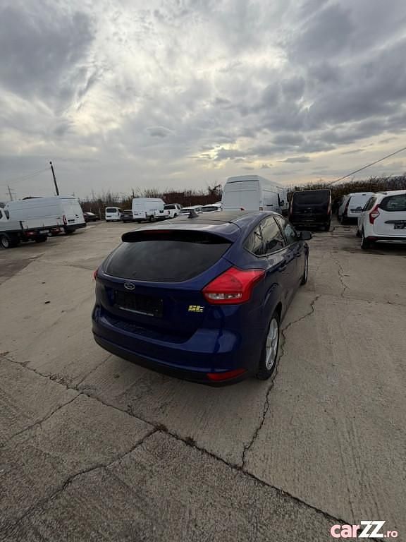 Second-hand Ford Focus Titanium 125 CP (91 kW) 2015 Albastru Berlinǎ