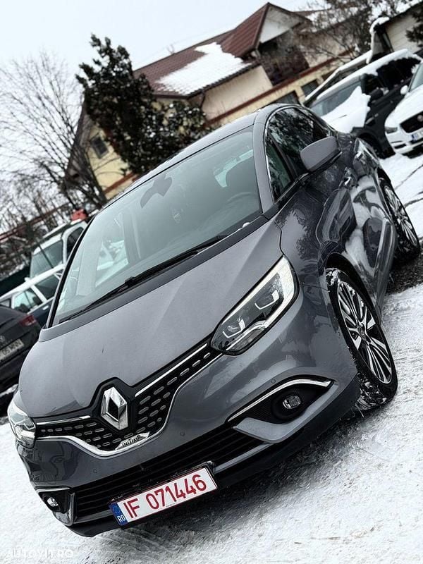 Culoaregri Second-hand 2018 Renault Scénic IV Initiale Paris Monovolum | 9.448 EUR - Imagine 1/4