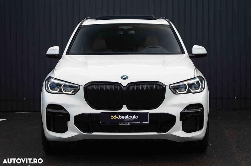 Second-hand BMW X5 M Sport 394 CP (289 kW) 2022 Culoarealb SUV