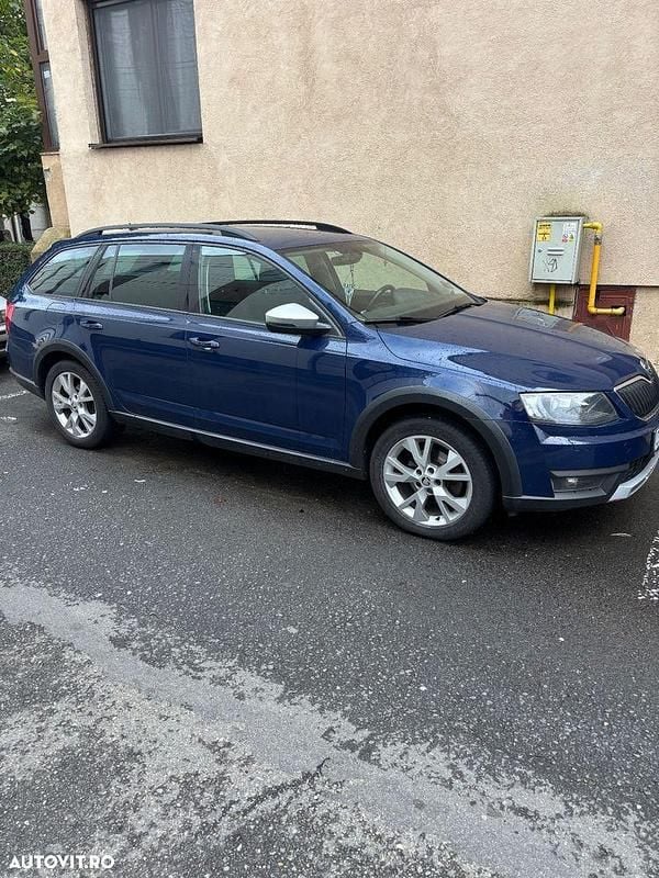 Culoarealbastru Second-hand 2017 Skoda Octavia Style Break | 8.300 EUR (Preț OK) - Imagine 1/4