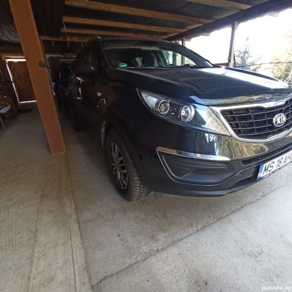 Utilizat 2015 Kia Sportage SUV | 10.000 EUR - Imagine 1/2