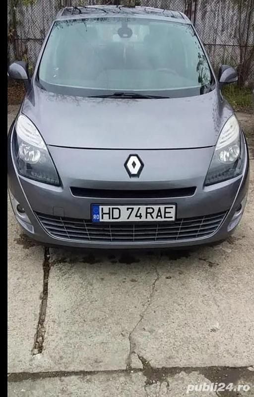 Utilizat 2009 Renault Grand Scénic III Monovolum | 2.950 EUR (Preț OK) - Imagine 1/4
