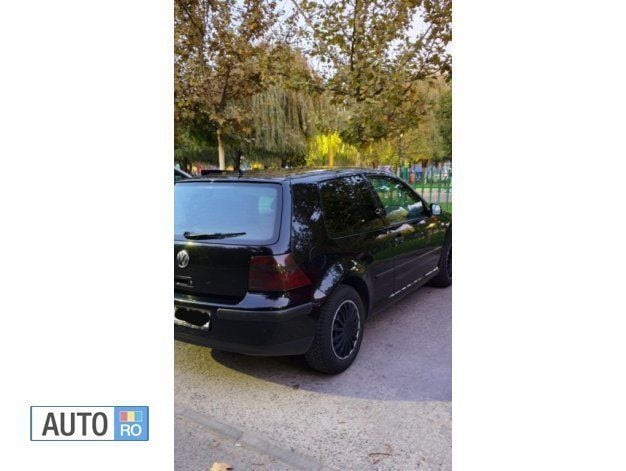 Negru Utilizat 2003 VW Golf IV Hatchback | 1.900 EUR - Imagine 1/4