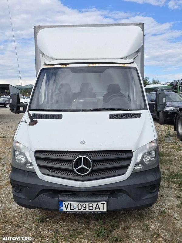 Culoarealb Utilizat 2015 Mercedes Sprinter Van | 10.600 EUR (Super Preț) - Imagine 1/4