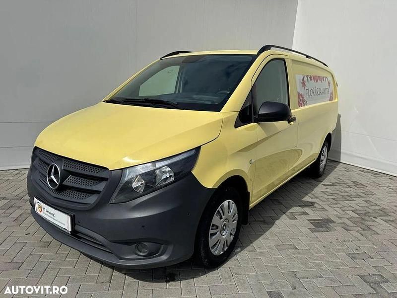 Galbeuriu Utilizat 2018 Mercedes Vito Monovolum | 10.285 EUR - Imagine 1/4