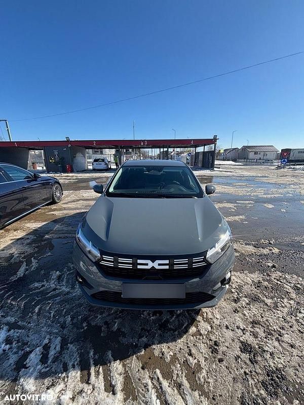 Second-hand Dacia Sandero Expression 90 CP (66 kW) 2025 Culoareverde