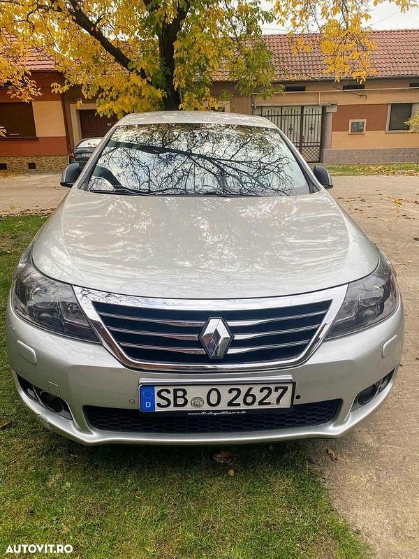 Culoareargint Utilizat 2011 Renault Latitude Berlinǎ | 6.250 EUR (Preț OK) - Imagine 1/4
