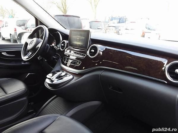 Utilizat 2018 Mercedes V250 Avantgarde Monovolum | 46.500 EUR (Preț OK) - Imagine 1/4