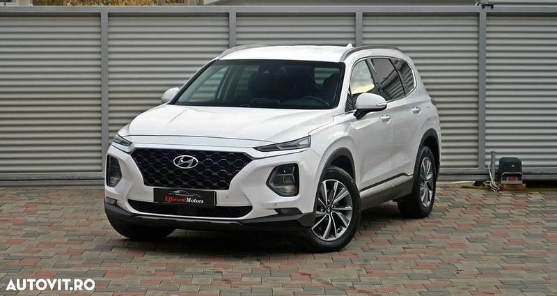 Second-hand Hyundai Santa Fe Premium 200 CP (147 kW) 2019 Culoarealb SUV