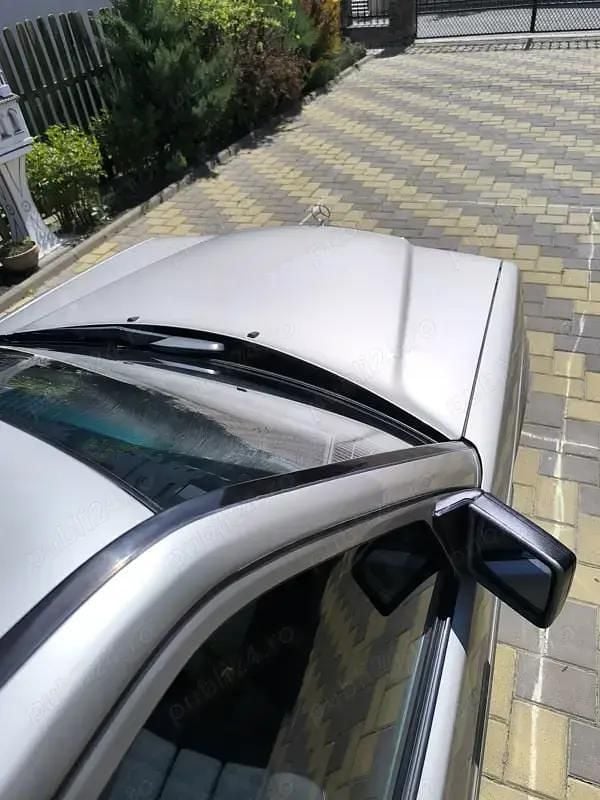 Second-hand Mercedes 190 121 CP (88 kW) 1989 Bej Berlinǎ