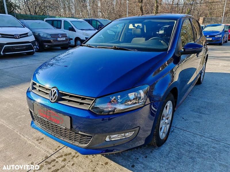 Second-hand VW Polo 75 CP (55 kW) 2014 Culoarealbastru