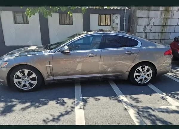 Second-hand Jaguar XF 275 CP (202 kW) 2010 Berlinǎ