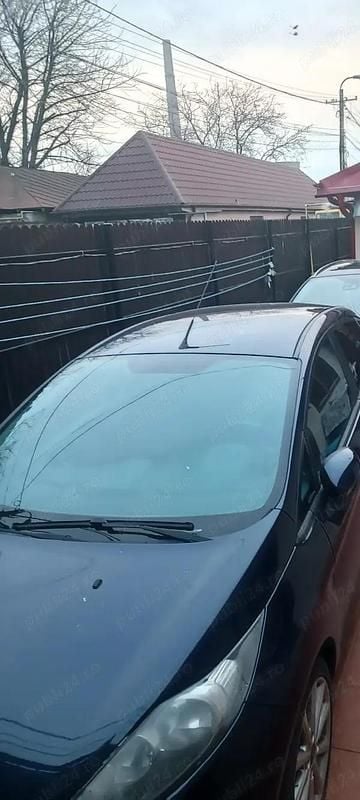 Utilizat 2012 Ford Fiesta Berlinǎ | 3.500 EUR (Preț OK) - Imagine 1/3