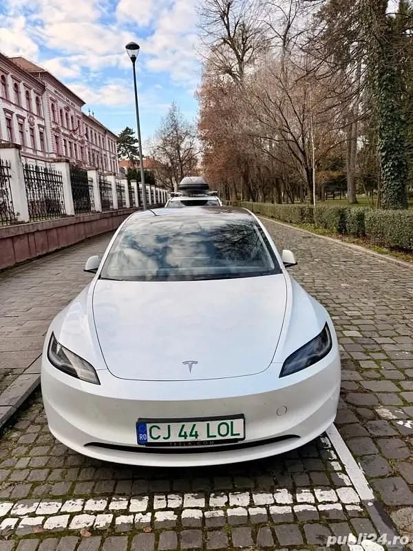 Utilizat 2023 Tesla Model 3 Berlinǎ | 31.500 EUR (Preț OK) - Imagine 1/4