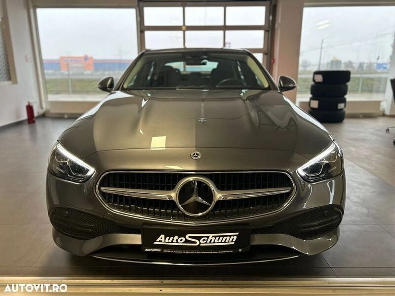 Gri Utilizat 2024 Mercedes C220 Advanced Berlinǎ | 44.018 EUR - Imagine 1/4