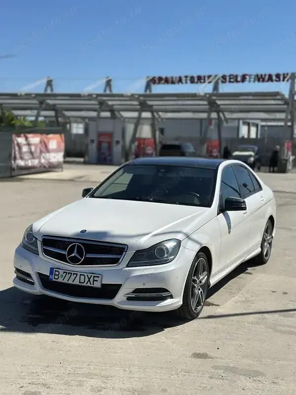 Alb Utilizat 2012 Mercedes C200 Berlinǎ | 10.900 EUR (Preț OK) - Imagine 1/4