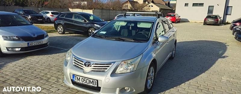 Culoareargint Utilizat 2011 Toyota Avensis Break | 5.550 EUR (Preț OK) - Imagine 1/4