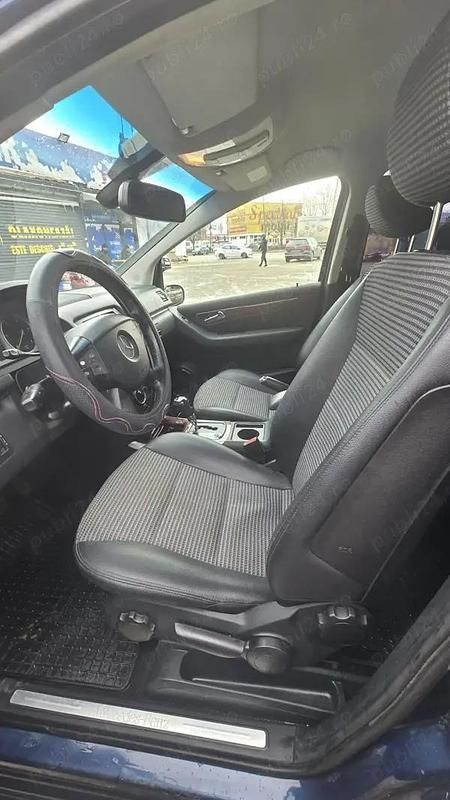 Second-hand Mercedes B200 140 CP (102 kW) 2006 Monovolum