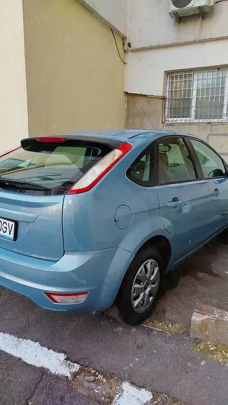 Albastru Utilizat 2009 Ford Focus Hatchback | 3.050 EUR (Preț OK) - Imagine 1/4