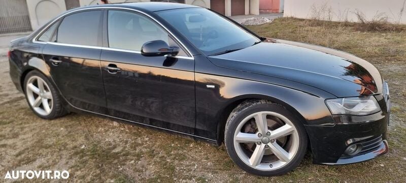Negru Utilizat 2011 Audi A4 S-Line Berlinǎ | 6.100 EUR (Preț bun) - Imagine 1/4