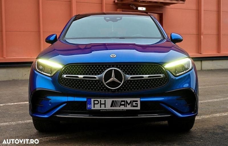 Second-hand Mercedes GLC300 Advanced 269 CP (197 kW) 2024 Culoarealbastru Coupe