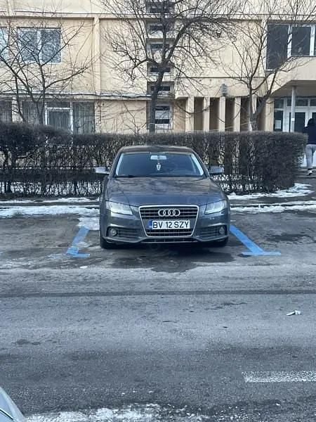 Second-hand Audi A4 120 CP (88 kW) 2010 Gri Berlinǎ