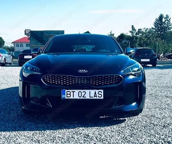 Utilizat 2020 Kia Stinger Berlinǎ | 26.000 EUR - Imagine 1/4