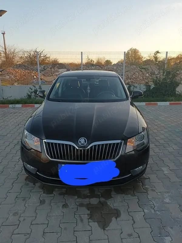 Utilizat 2014 Skoda Superb SE Berlinǎ | 7.700 EUR (Preț OK) - Imagine 1/4