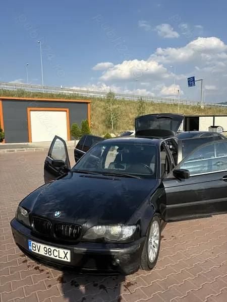 Negru Utilizat 2005 BMW 320 Break | 2.400 EUR (Preț OK) - Imagine 1/4