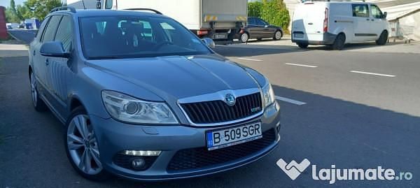 Gri Utilizat 2013 Skoda Octavia vRS Break | 6.999 EUR (Preț OK) - Imagine 1/4