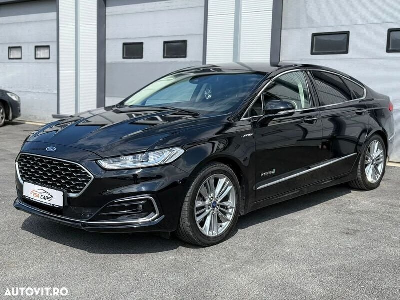 Negru Utilizat 2019 Ford Mondeo Vignale Berlinǎ | 16.400 EUR (Preț OK) - Imagine 1/4