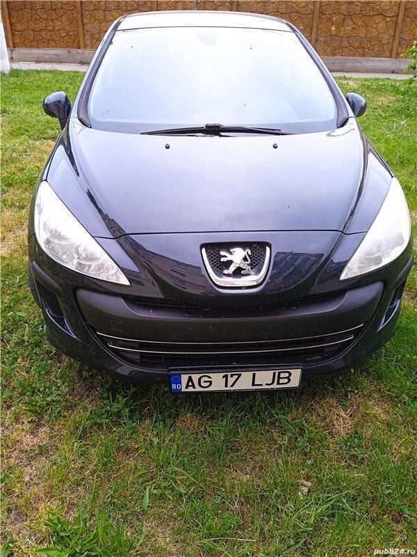 Utilizat 2011 Peugeot 308 Berlinǎ | 2.000 EUR (Preț OK) - Imagine 1/4