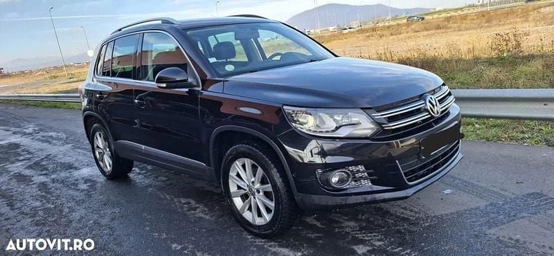 Culoarenegru Utilizat 2012 VW Tiguan Sportline SUV | 8.990 EUR (Preț OK) - Imagine 1/4