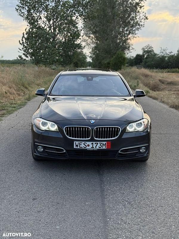 Gri Utilizat 2014 BMW 520 Luxury Line Break | 12.900 EUR (Preț bun) - Imagine 1/4