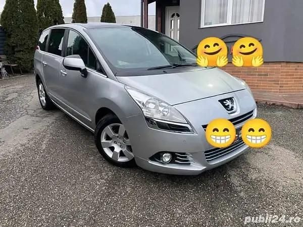 Argintiu Utilizat 2011 Peugeot 5008 Monovolum | 5.500 EUR (Scump) - Imagine 1/4